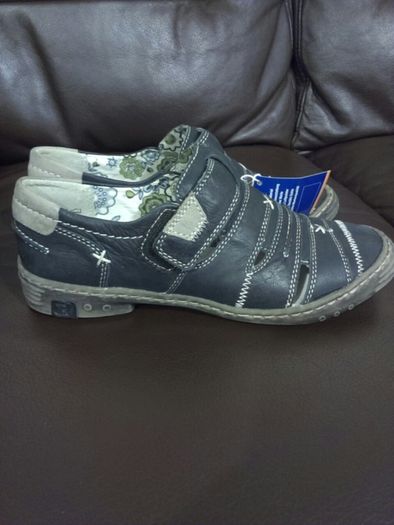 Reflexan Shoes, size EU-36, UK-3, brand new