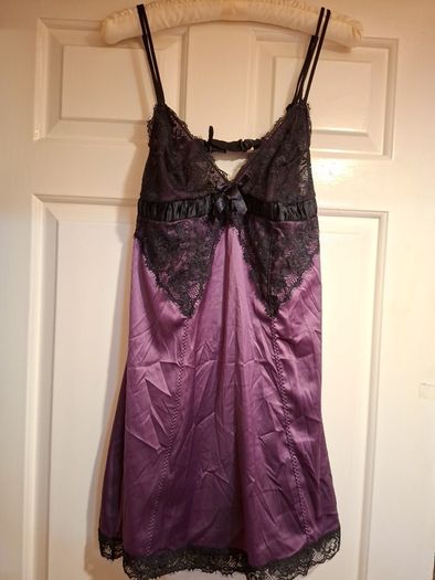 Satin/lace lingerie