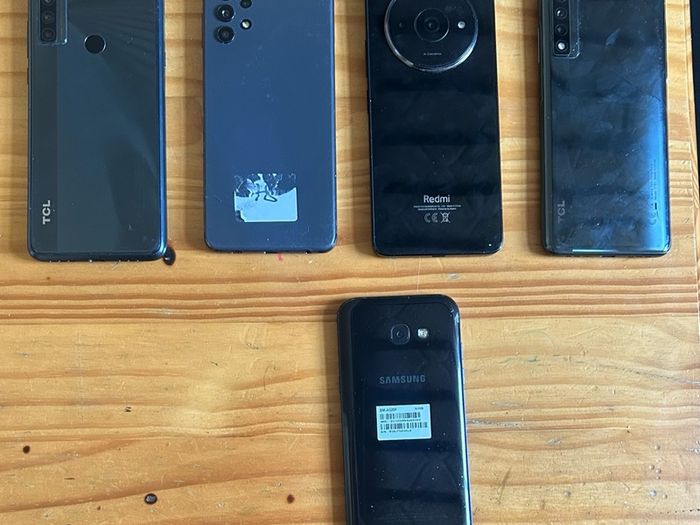 Samsung Redmi TCL mixed