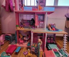 Barbie House, Aeoplane, Cars and accessories