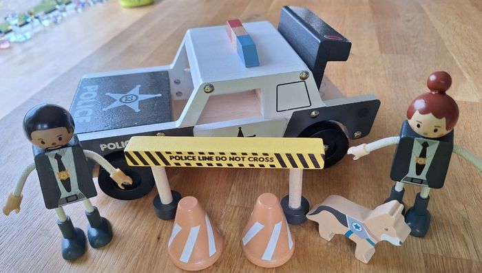 Little Town Wooden Police Car Set