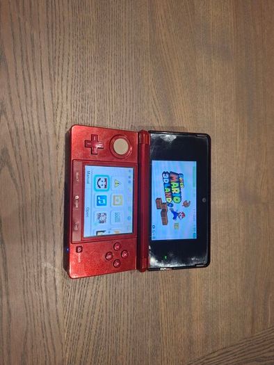 Nintendo 3DS Metalic Red