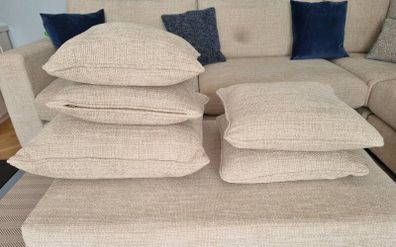 Cushions x 5
