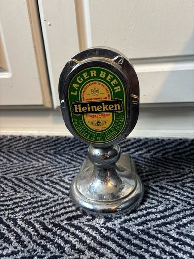 Heineken beer font