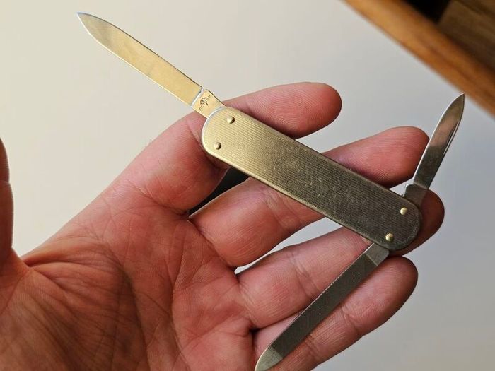 Vintage Rare Collectable Victoria Victorinox Price Gentleman's models 74mm Swiss Army Knife