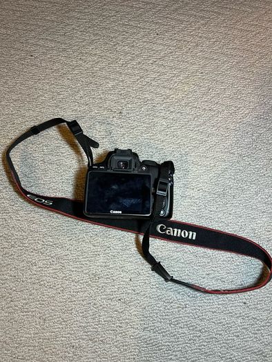 Canon 100D DSLR Camera and Canon EF-S 18-135mm IS Lens