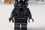 100% LEGO Imperial V-Wing Pilot Minifigure 7915 SW0304