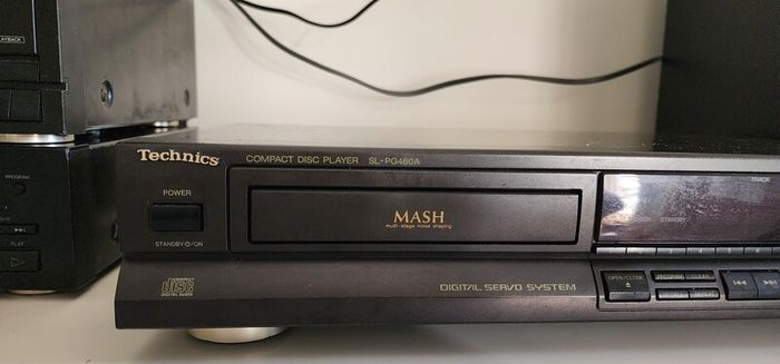 Technic CD Player SL-PG460A