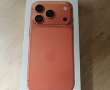 iPhone 17 pro, Cosmic Orange, 256GB