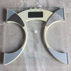 Salter 9141 WH3R bathroom scales