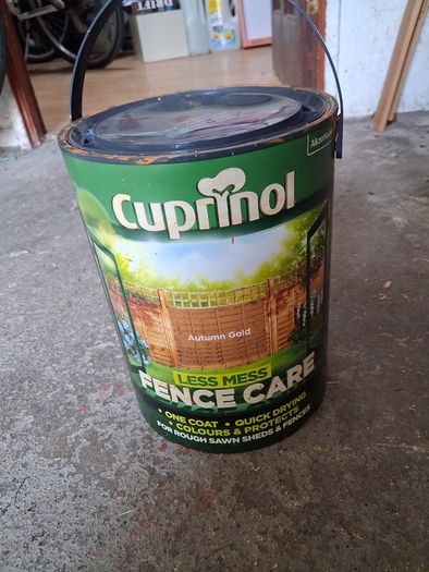 Paint  - Cuprinol Wood