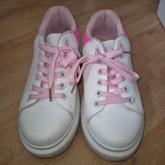 Ladies Trainers