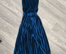 womans dress