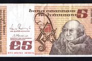 1991 Ireland IR5 Johannes Scotus Erigena Banknote Series B. Note issued 28/08/91. Serial number EFG306762