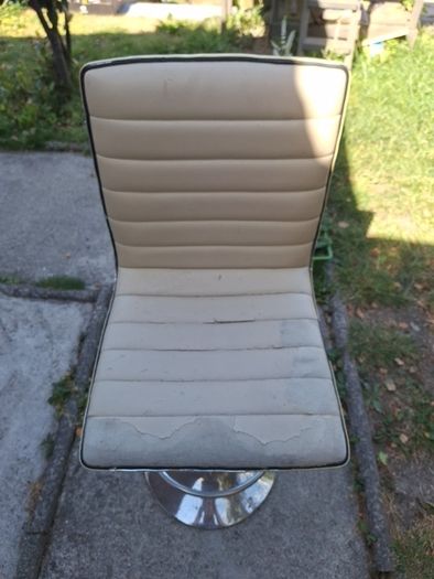 FREE stool suitable for workshop/shed/garage