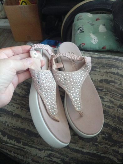 Multiple Ladies Skechers for sale please see photos
