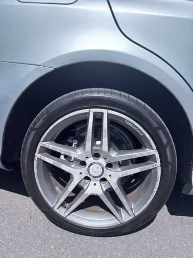 Mercedes 18 inch alloy wheel