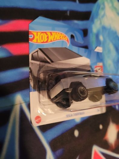 Hotwheels Telsa Cybertruck HW Rolling Metal #246 New & Sealed! Short Card