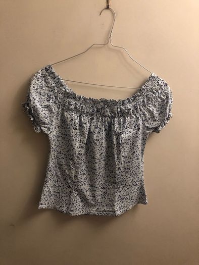 Floral top (size 14)