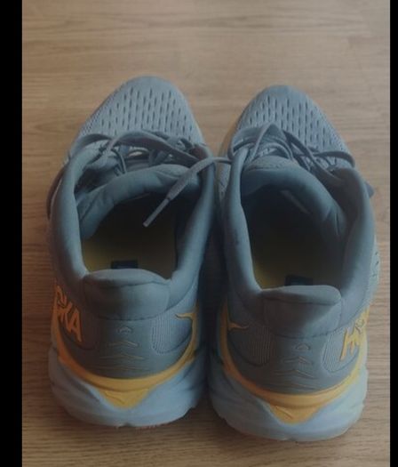 Hoka One One Clifton 8 Men's UK 9 / EU 43.5