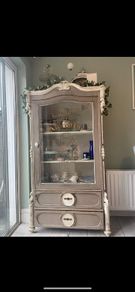French cabinet