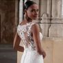wedding dress Image 3