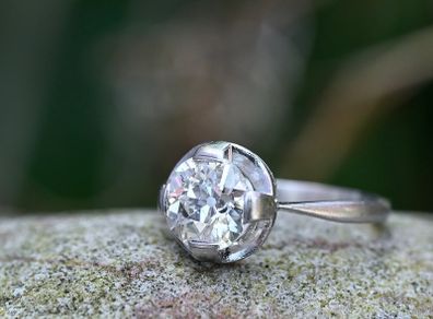 Large Art Deco 1.8ct Diamond Solitaire Ring - Platinum