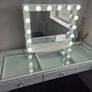 Makeup desk & Mirror with lights. Image 5