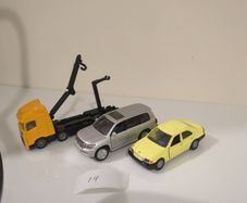 Title: Siku Diecast Model Car Set