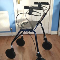 Rollator_excellent condition