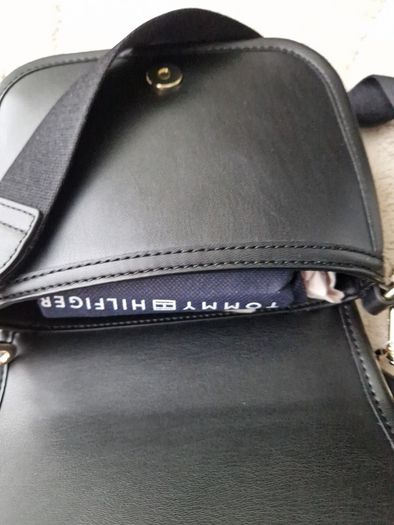 Tommy Hilfiger handbag