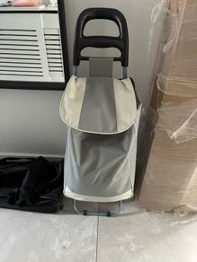 Shopping trolley
