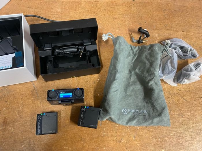 Hollyland Lark 150 Duo wireless Microphone