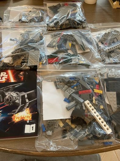 Lego 75150 Vaders Tie Advanced vs A wing fighter