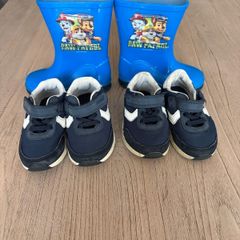 runners and wellies. Size 5/6