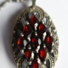 Vintage Beautiful Sterling Silver 925 Pendant With Garnet & Marcasite 18"  Chaine 10,7g