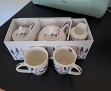 Mugs and Tea pot set