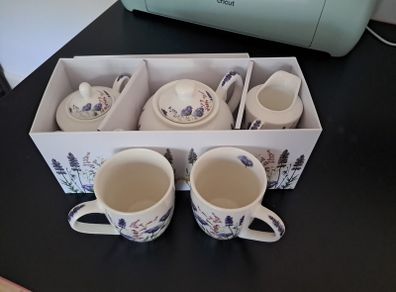 Mugs and Tea pot set