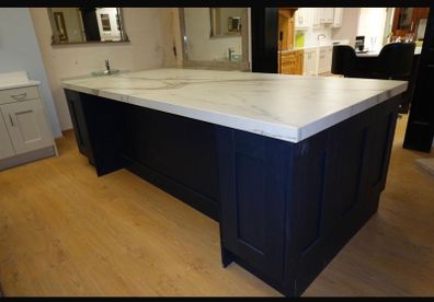 Kitchen worktops, kitchen islands and kitchen cabinets
