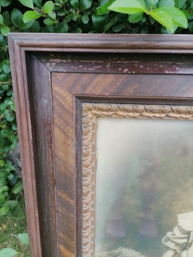 Antique picture frames