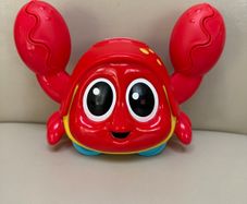 Little Tikes Lil' Ocean Explorers Catch Me Crabbie