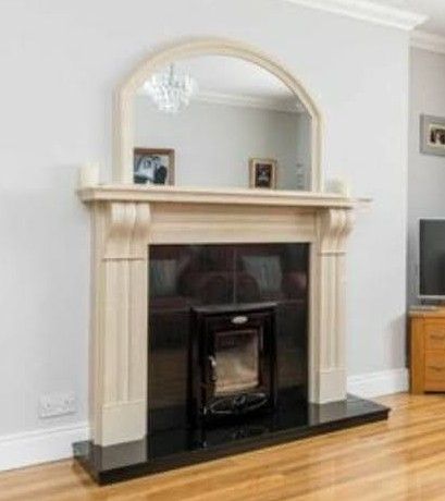 Fireplace surround & mirror & closed fire