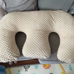 Twin Z Pillow