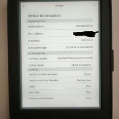 Kobo eReader 16GB + Case  Excellent Condition