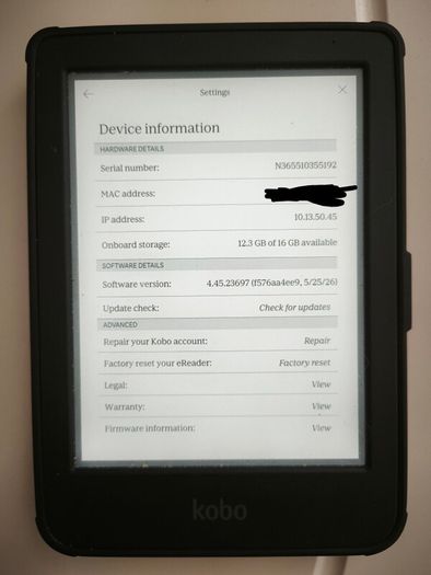 Kobo eReader 16GB + Case  Excellent Condition