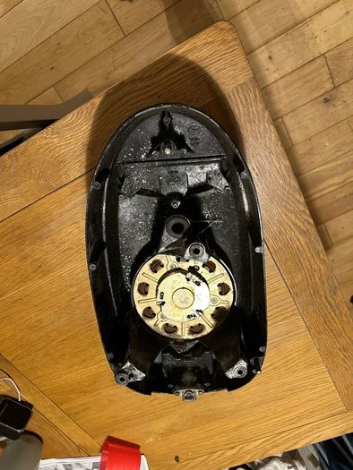 1967 Mercury 200 20HP 2-Stroke Original Vintage Cowling Hood