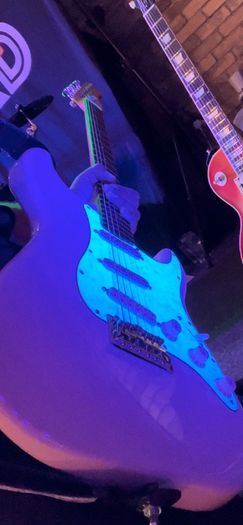 Fender Pickups Jet JS400 Stratocaster guitar with loads of upgrade