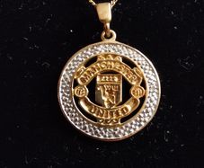 9k Gold & Diamonds Manchester United Pendant