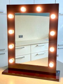 Hollywood Style Make-Up Mirror (x10) Lights