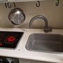 childrens play kitchen Image 2